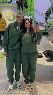 Samantha Frank feet photo thumbnail