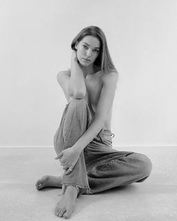Samantha Gradoville feet photo 12