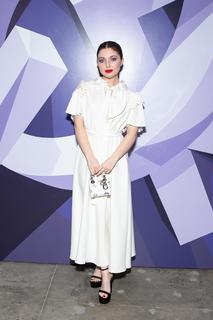 Samantha Hanratty feet photo thumbnail