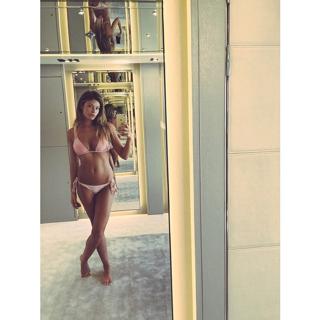 Samantha Hoopes feet photo 5