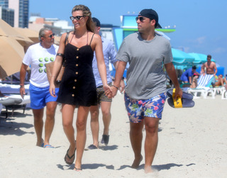 Samantha Hoopes feet photo 16