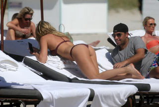 Samantha Hoopes feet photo 10