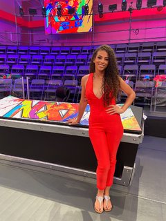 Samantha Irvin feet photo thumbnail