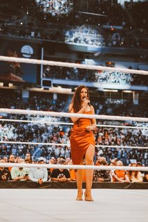 Samantha Irvin feet photo thumbnail