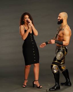 Samantha Irvin feet photo thumbnail