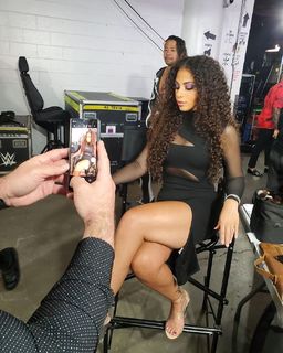 Samantha Irvin feet photo thumbnail