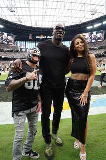 Samantha Irvin feet photo thumbnail