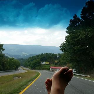 Samantha Lockwood feet photo 15