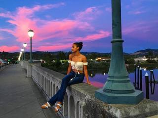 Samantha Logan feet photo 11