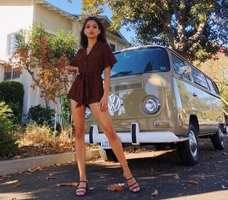 Samantha Logan feet photo 15
