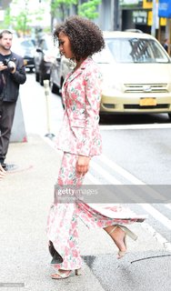 Samantha Logan feet photo 1