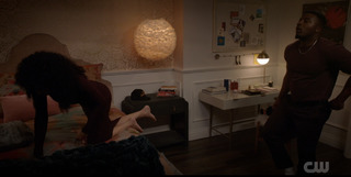 Samantha Logan feet photo 5