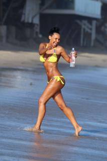 Samantha Mumba feet photo 13