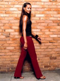 Samantha Mumba feet photo 12