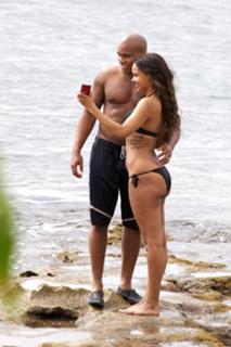 Samantha Mumba feet photo 15