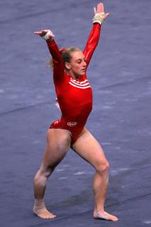 Samantha Peszek feet photo 3