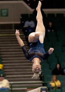 Samantha Peszek feet photo 7