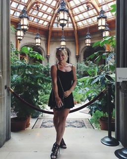 Samantha Peszek feet photo 15