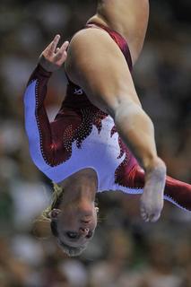 Samantha Peszek feet photo 11