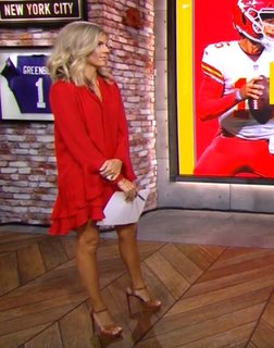Samantha Ponder feet photo thumbnail