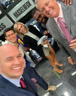 Samantha Ponder feet photo thumbnail