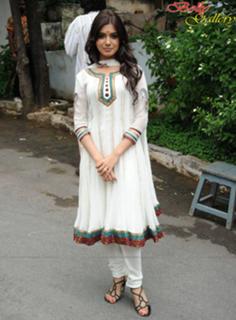 Samantha Ruth Prabhu feet photo thumbnail