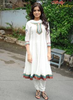 Samantha Ruth Prabhu feet photo thumbnail