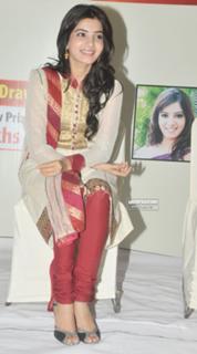 Samantha Ruth Prabhu feet photo thumbnail