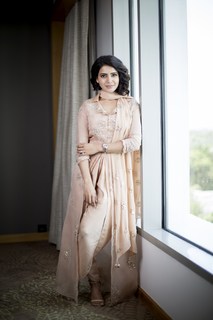 Samantha Ruth Prabhu feet photo thumbnail