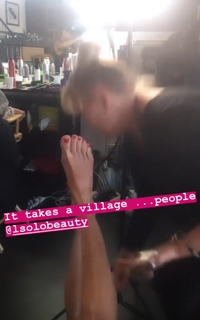 Samantha Schacher feet photo 9