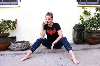 Samantha Smith feet photo 3