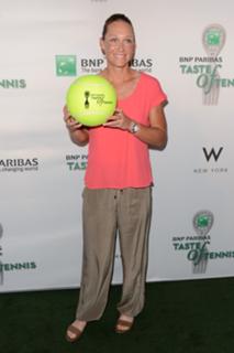 Samantha Stosur feet photo 10