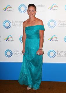 Samantha Stosur feet photo 8