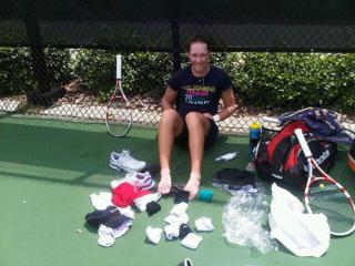 Samantha Stosur feet photo 16