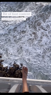 Samantha Walsh feet photo thumbnail