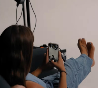 Samantha Walsh feet photo thumbnail