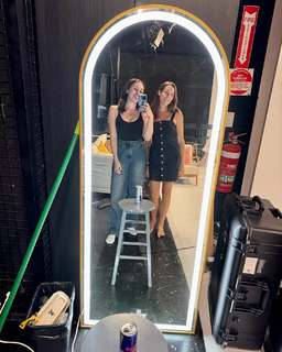 Samantha Walsh feet photo thumbnail