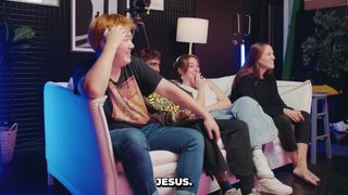 Samantha Walsh feet photo thumbnail