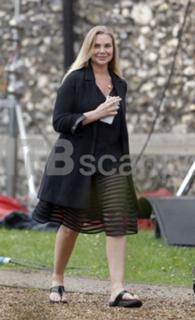 Samantha Womack feet photo thumbnail