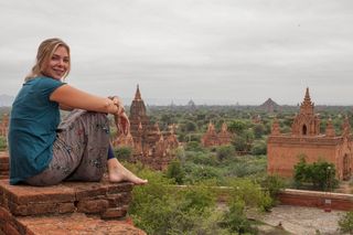 Samantha Womack feet photo thumbnail