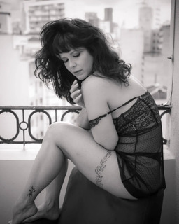 Samara Felippo feet photo 3