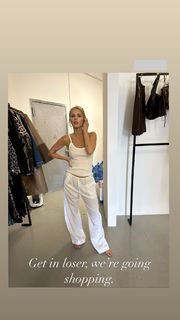 Samara Weaving feet photo thumbnail