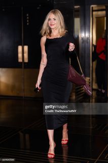 Samara Weaving feet photo 13