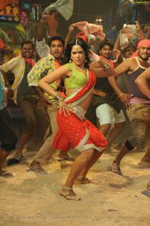 Sameera Reddy feet photo thumbnail