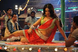 Sameera Reddy feet photo thumbnail