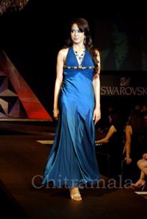 Sameera Reddy feet photo thumbnail