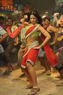 Sameera Reddy feet photo thumbnail