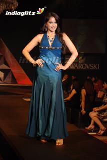 Sameera Reddy feet photo thumbnail