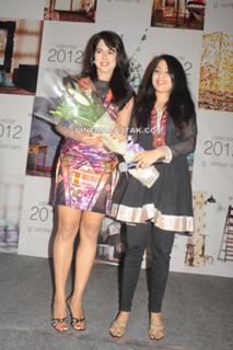 Sameera Reddy feet photo thumbnail