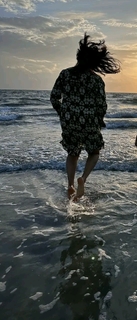 Sameera Reddy feet photo thumbnail